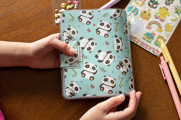014_StickerBook